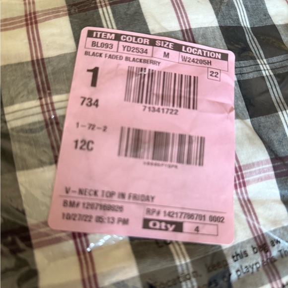 NWT J. Crew Friday Plaid V-Neck Pullover Blouse SZ M Black White & Pink Back Tie - Picture 3 of 15